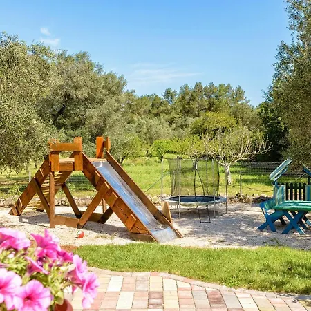 Käthe Con Piscina Privata *